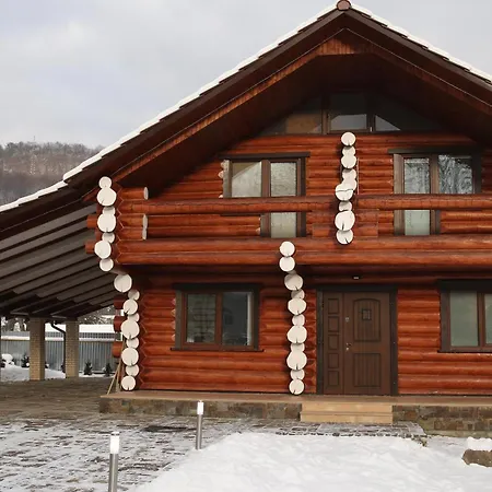 Chalet Highland House *