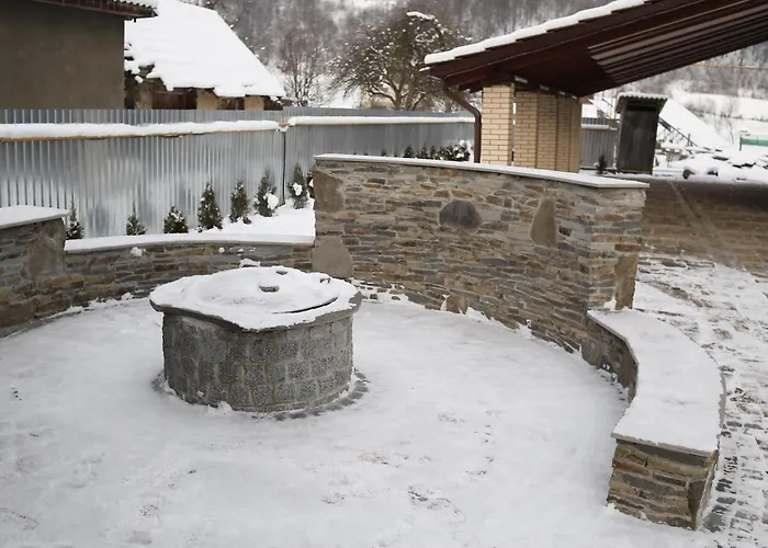 Highland House Chalet Podpolzye
