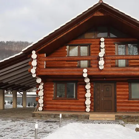 Highland House Chalet